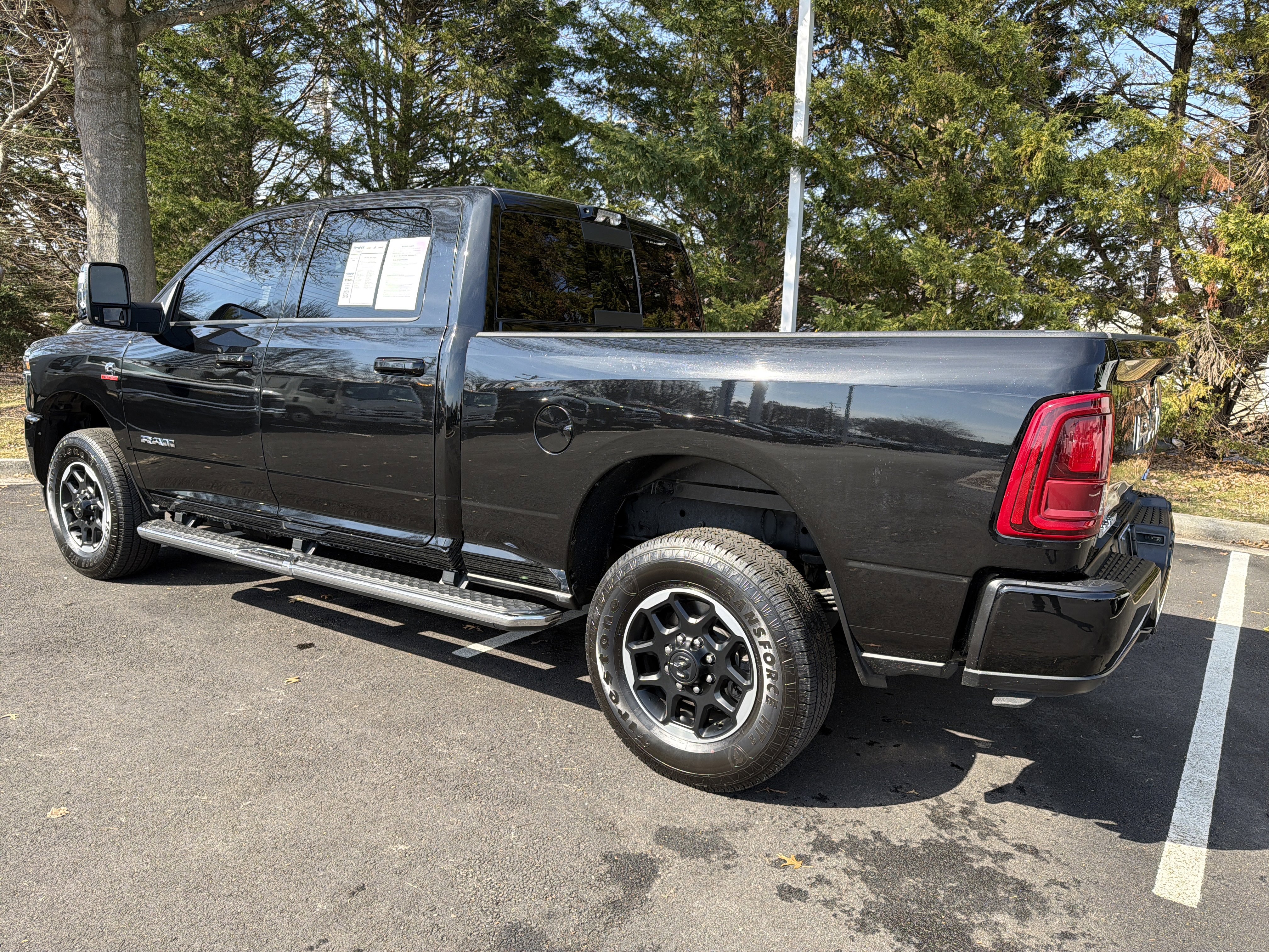 Used 2025 RAM 3500 Laramie image 8