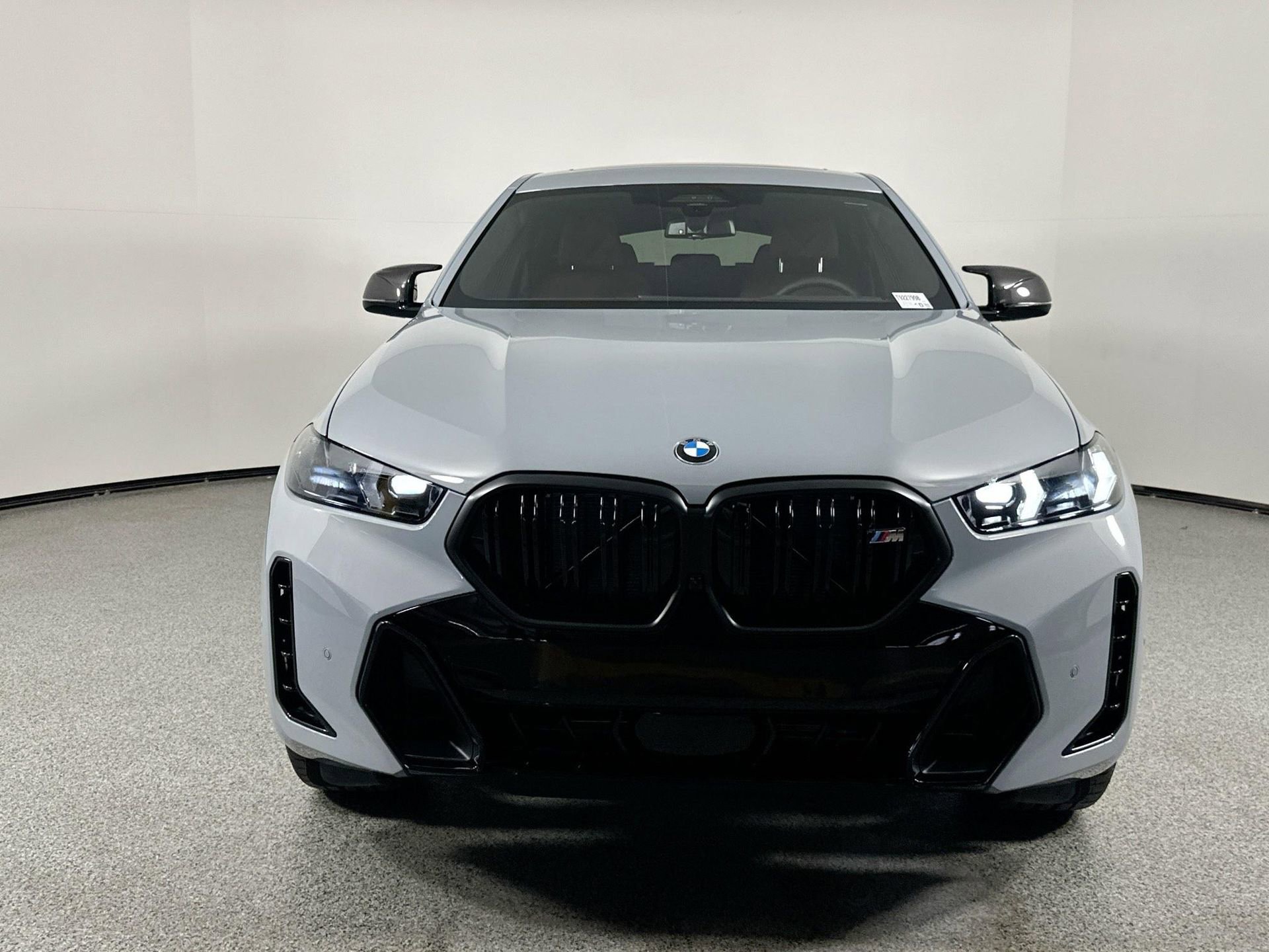 New 2026 BMW X6 M60i image 2