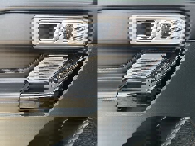 Certified 2024 Ford Explorer Platinum w/ Technology Package image 45