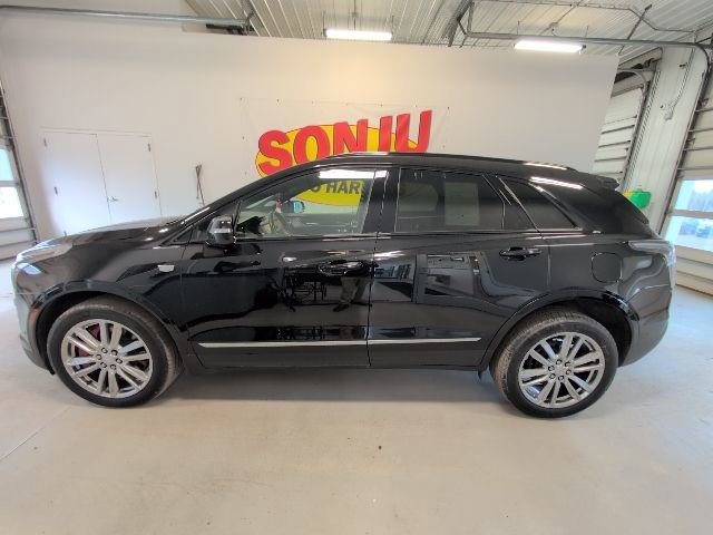 Certified 2023 Cadillac XT5 Sportv w/ Technology Package image 2