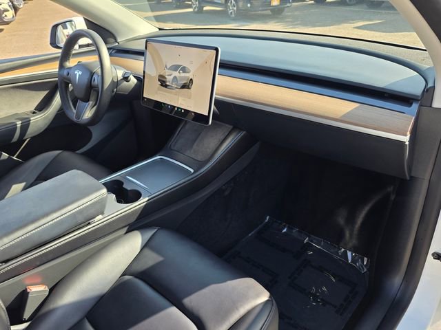 Used 2022 Tesla Model Y Long Range AWD/4WD image 9