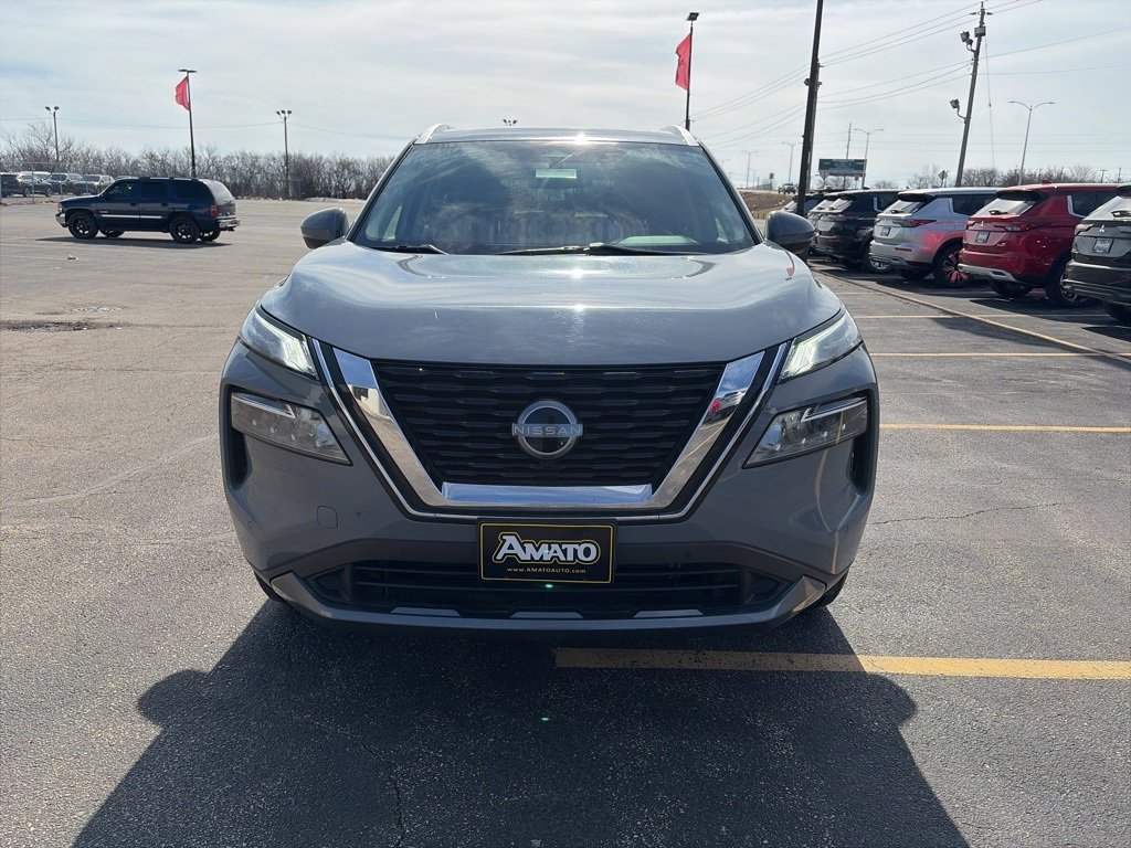 Used 2023 Nissan Rogue SL w/ SL Premium Package image 12