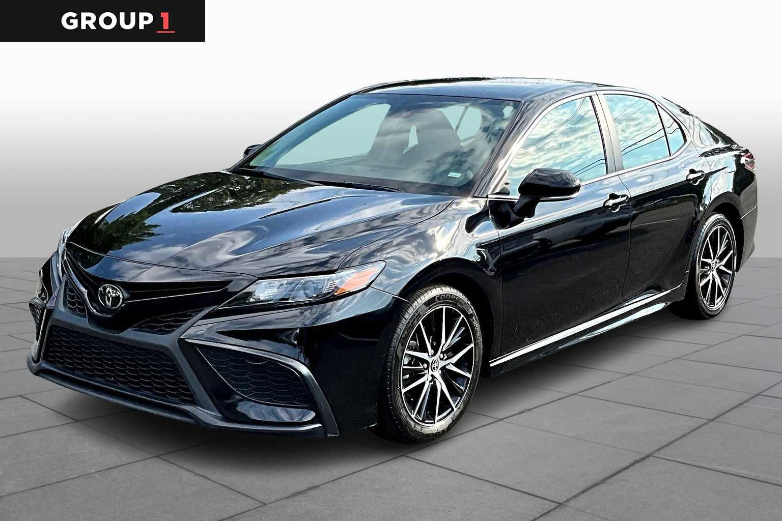 Used 2024 Toyota Camry SE