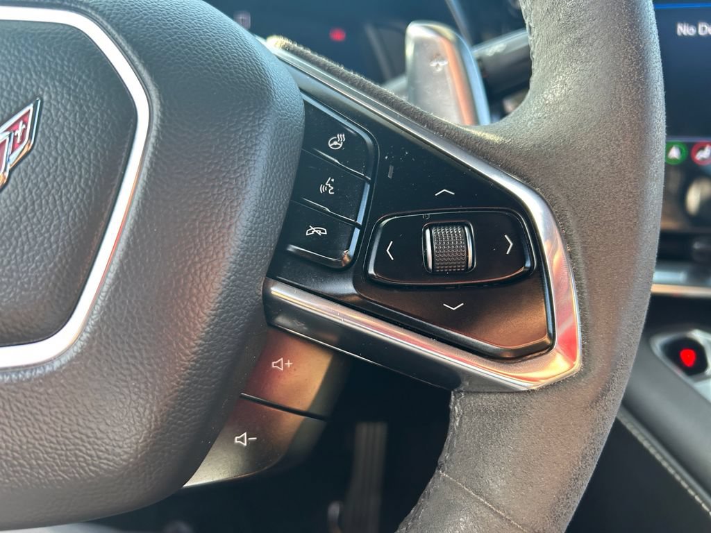 Used 2020 Chevrolet Corvette Stingray Preferred Cpe w/ 2LT Preferred Equipment Group RWD image 22