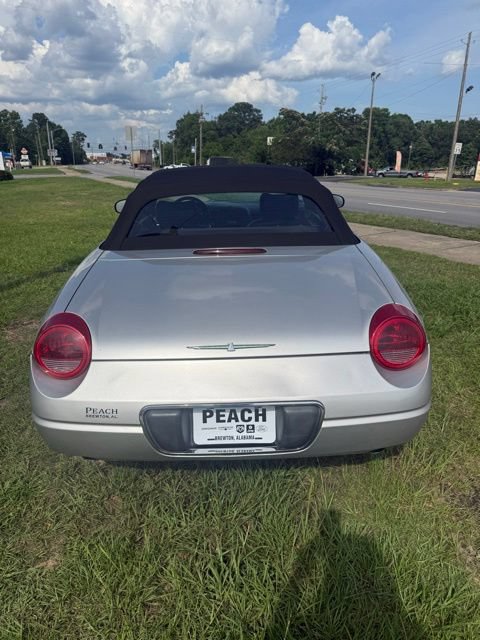Used 2005 Ford Thunderbird RWD image 12