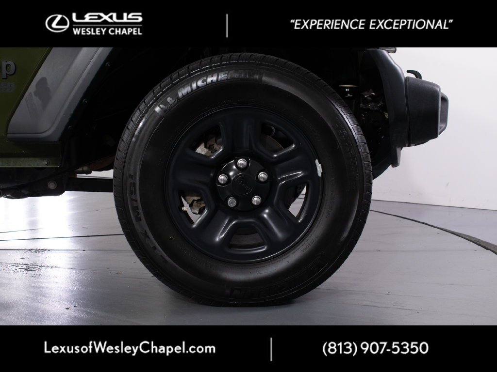 Used 2021 Jeep Wrangler Sport AWD/4WD image 3