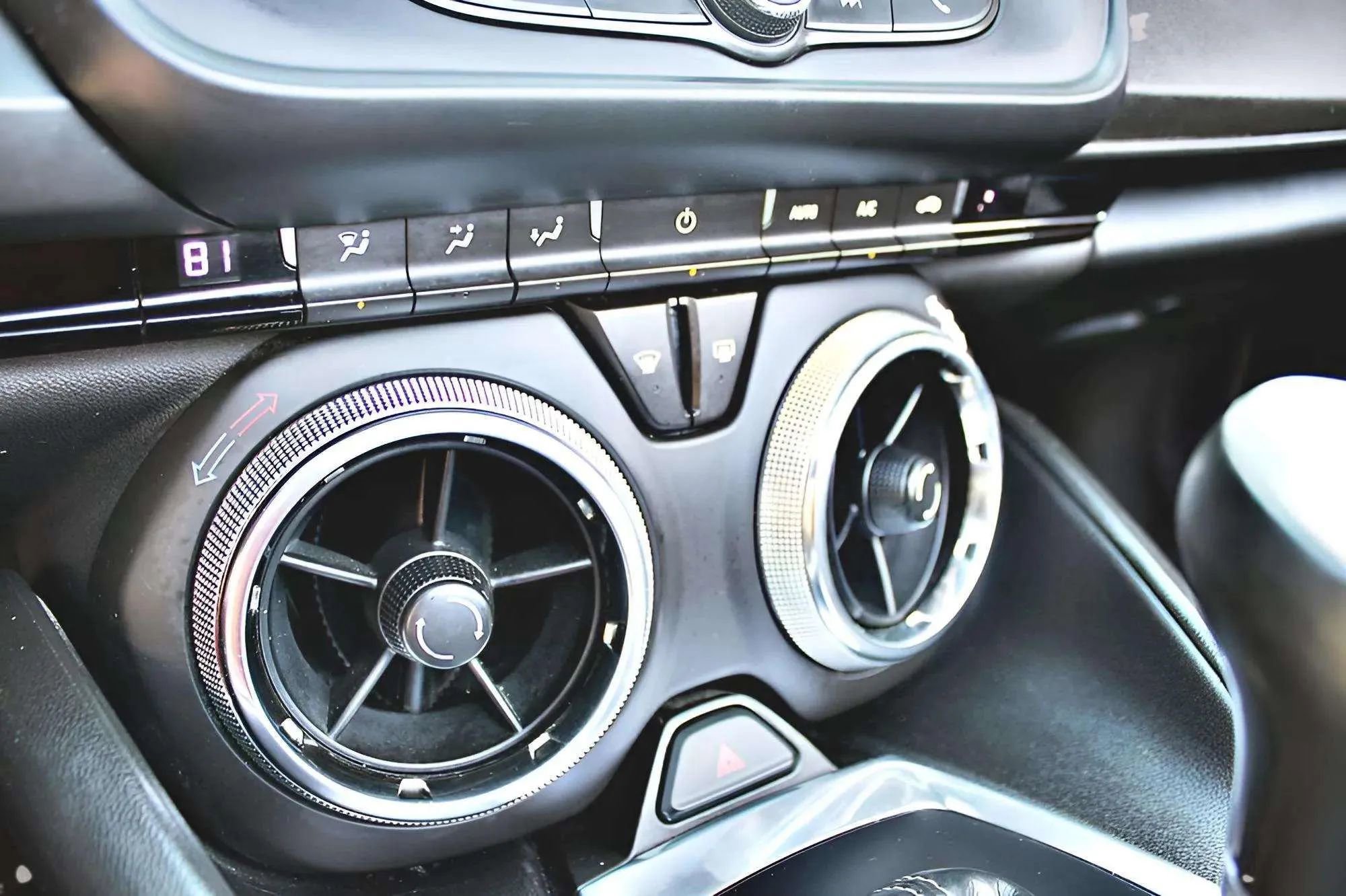 Used 2017 Chevrolet Camaro LT w/ RS Package image 21