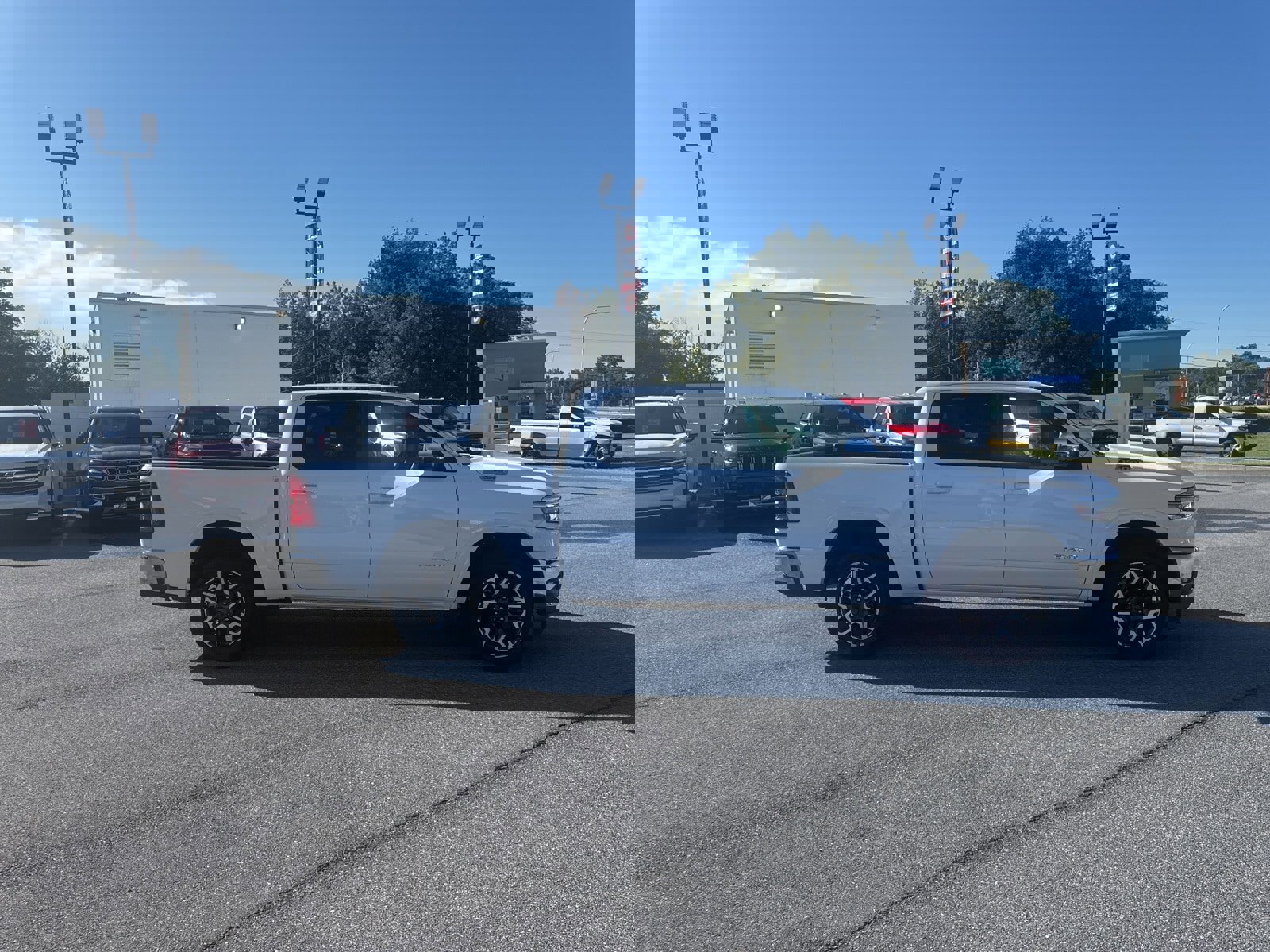 Used 2025 RAM 1500 Laramie image 5