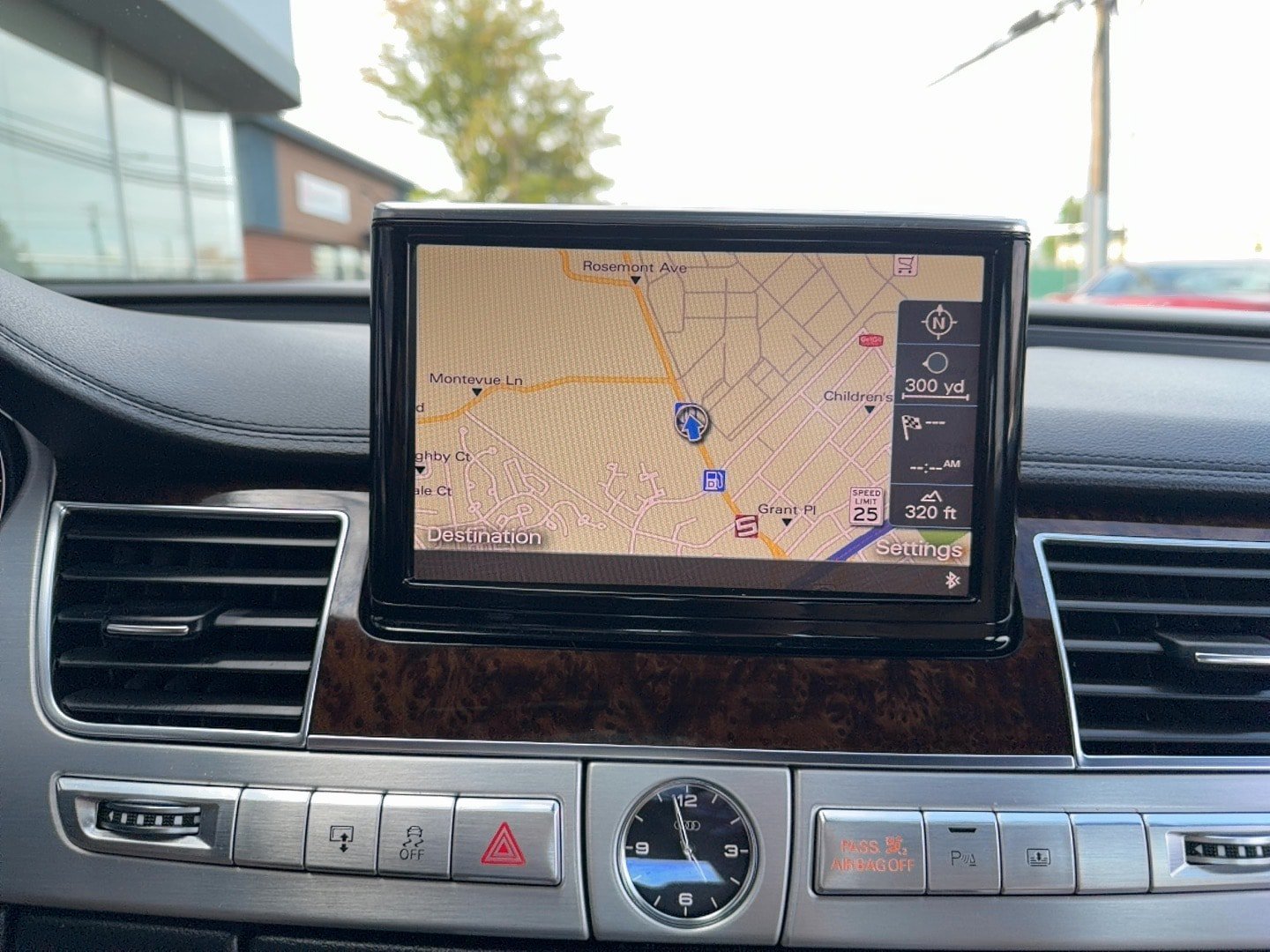 Used 2011 Audi A8 4.2 AWD/4WD image 10