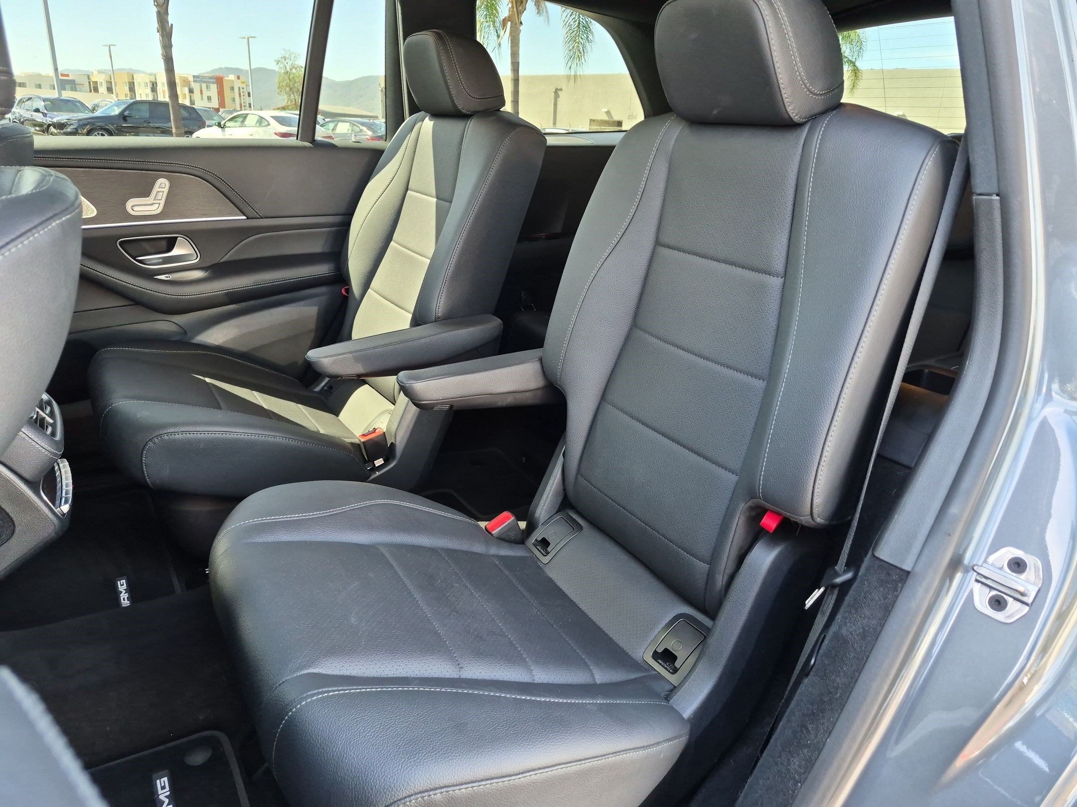 Used 2022 Mercedes-Benz GLS 450 4MATIC image 30