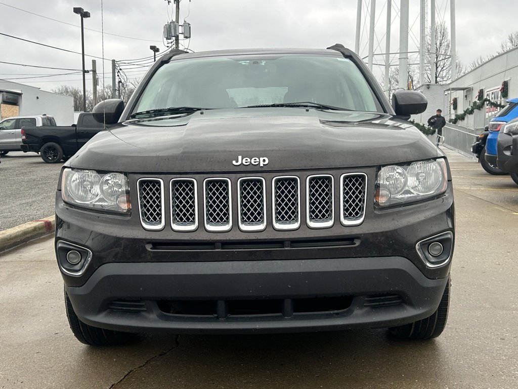 Used 2014 Jeep Compass Latitude image 3