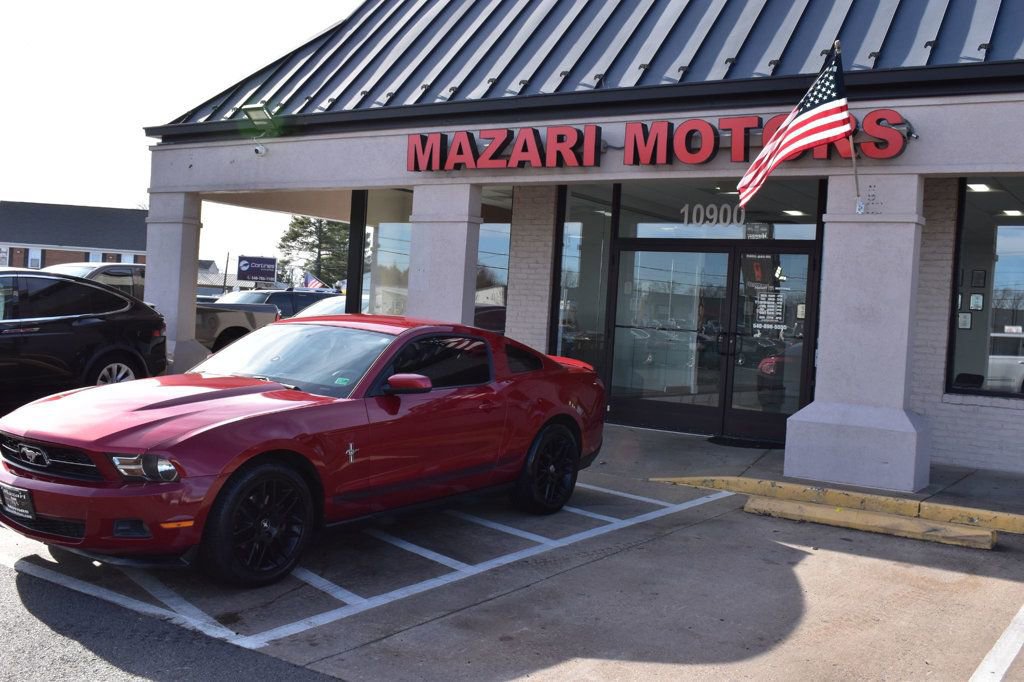 Used 2012 Ford Mustang Premium RWD image 8