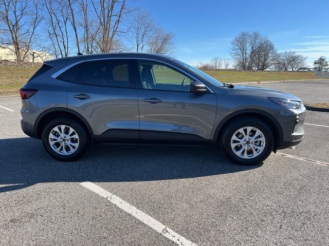 Used 2023 Ford Escape Active image 11