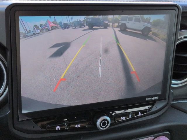 Used 2018 Jeep Wrangler Unlimited Sahara AWD/4WD image 20