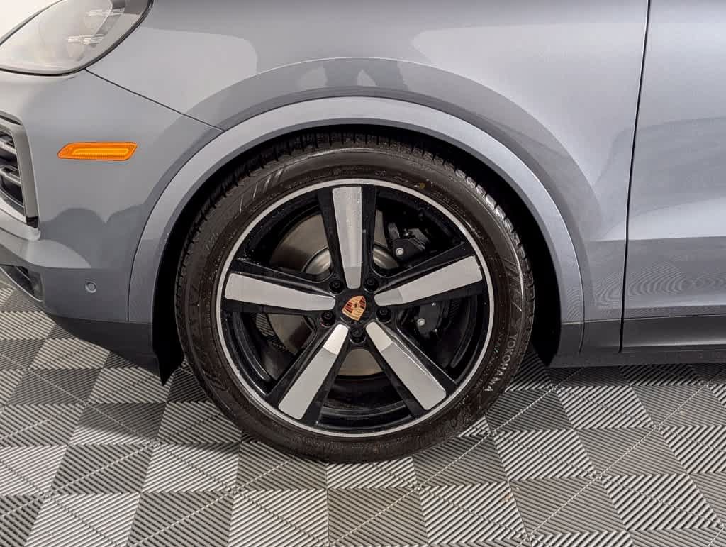 New 2026 Porsche Cayenne S AWD/4WD image 11