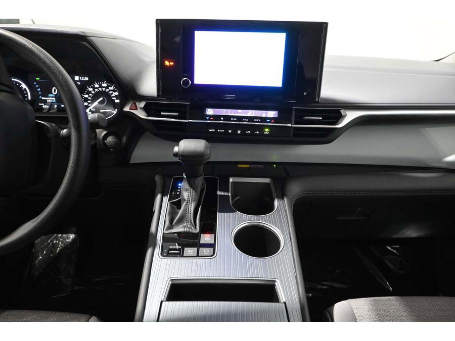 New 2025 Toyota Sienna LE image 22