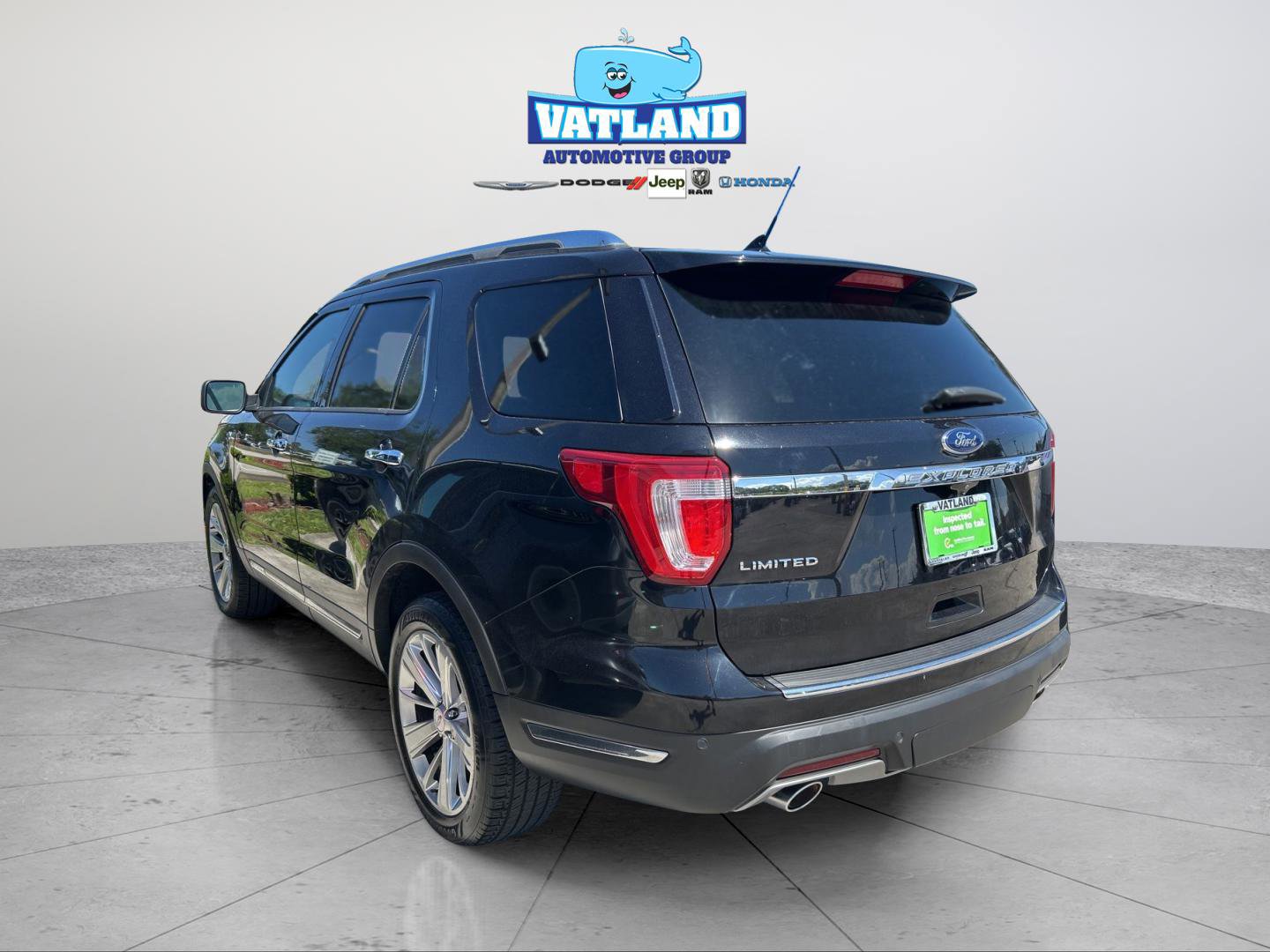 Used 2019 Ford Explorer Limited w/ Class III Trailer Tow Package FWD image 4