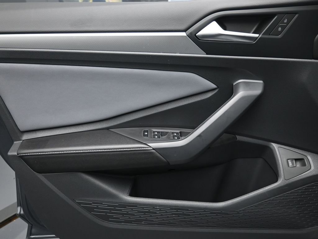 New 2026 Volkswagen Jetta SE FWD image 20