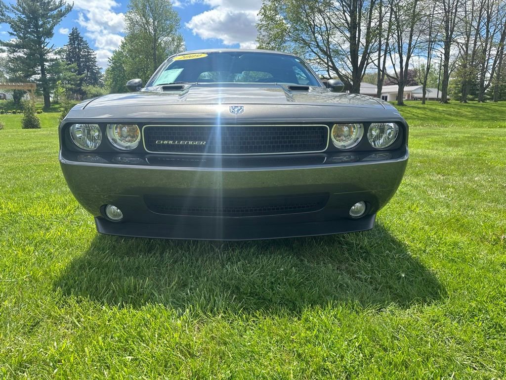 Used 2009 Dodge Challenger SE RWD image 8