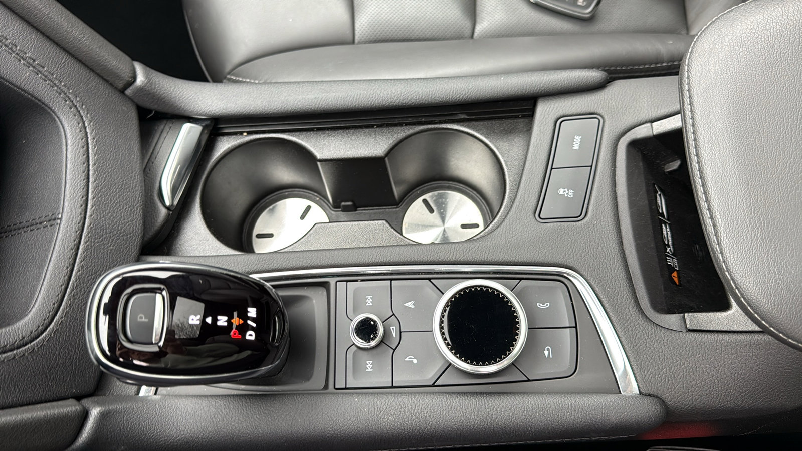 Used 2025 Cadillac XT5 Premium Luxury image 25