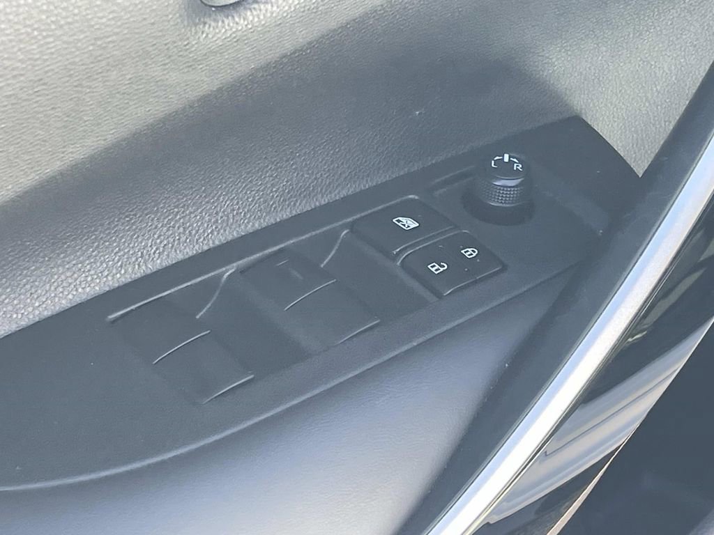 Used 2025 Toyota Corolla XSE image 15