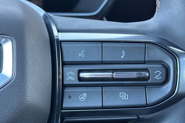 Used 2023 GMC Canyon AT4 w/ AT4 Premium Package image 39