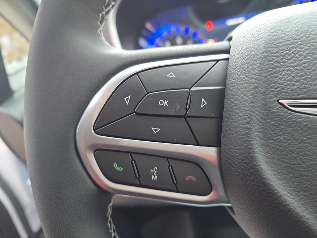 New 2026 Chrysler Pacifica Select w/ S Appearance Package image 17
