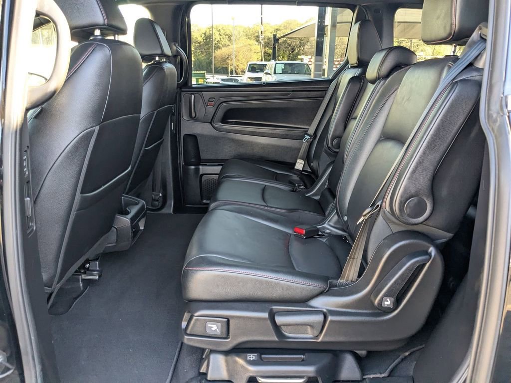 Used 2025 Honda Odyssey Sport-L image 24