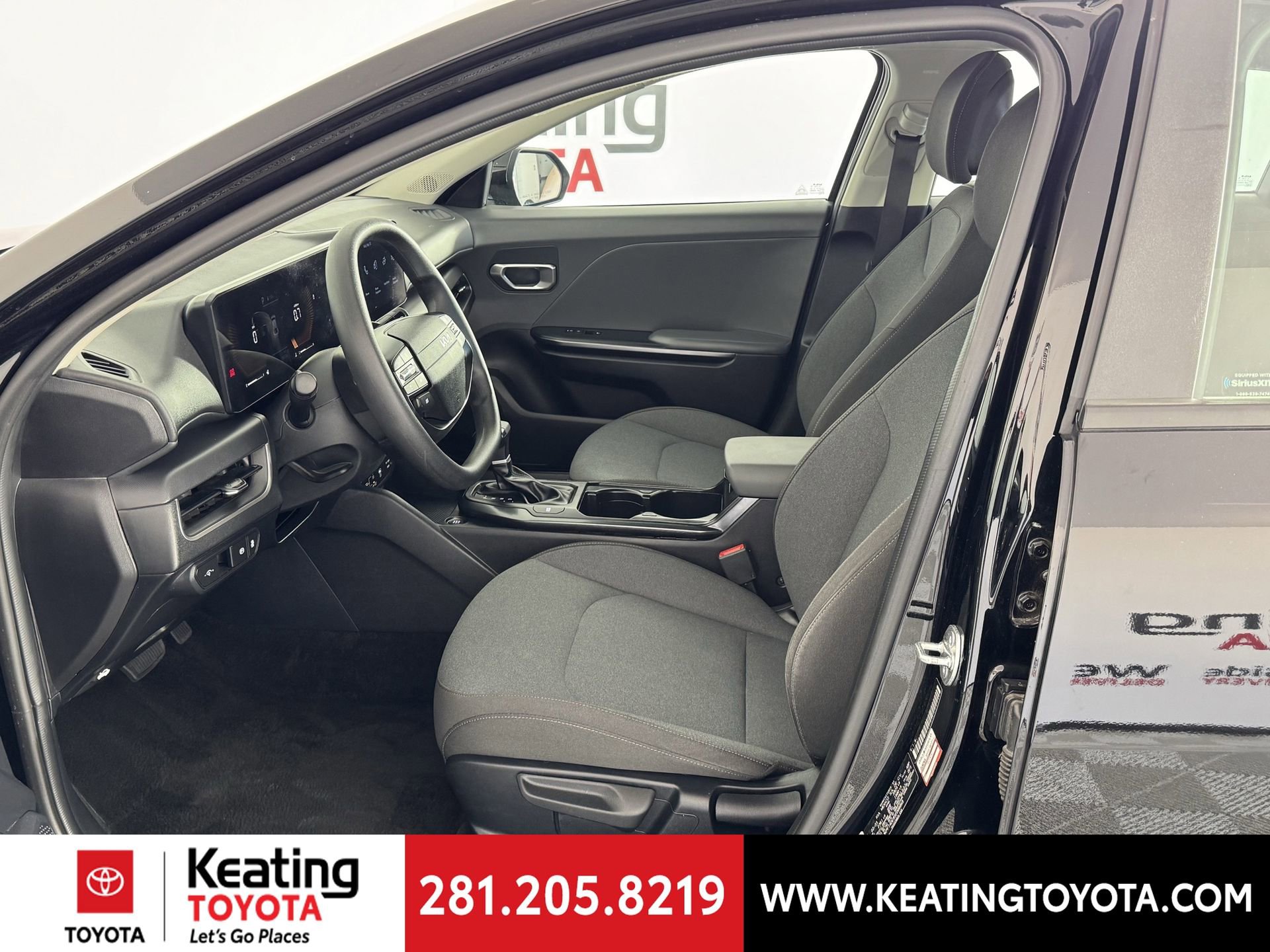 Used 2025 Kia K4 FWD image 14