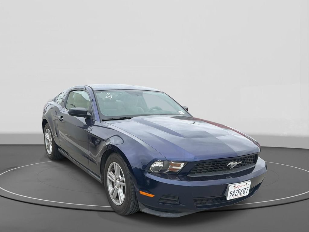 Used 2012 Ford Mustang Coupe RWD image 5