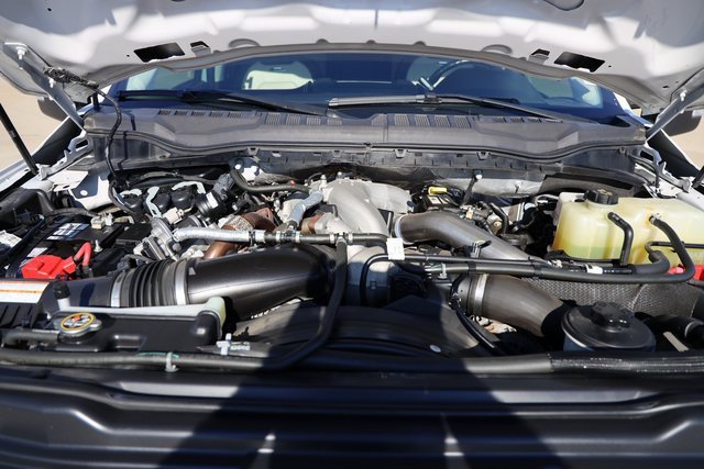 Used 2021 Ford F350 Limited w/ FX4 Off-Road Package image 28