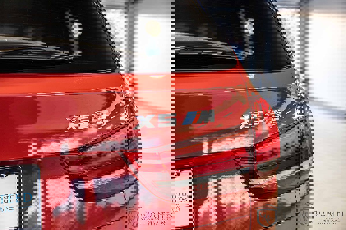 Used 2016 BMW X5 M image 15