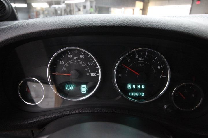 Used 2014 Jeep Wrangler Sport AWD/4WD image 13