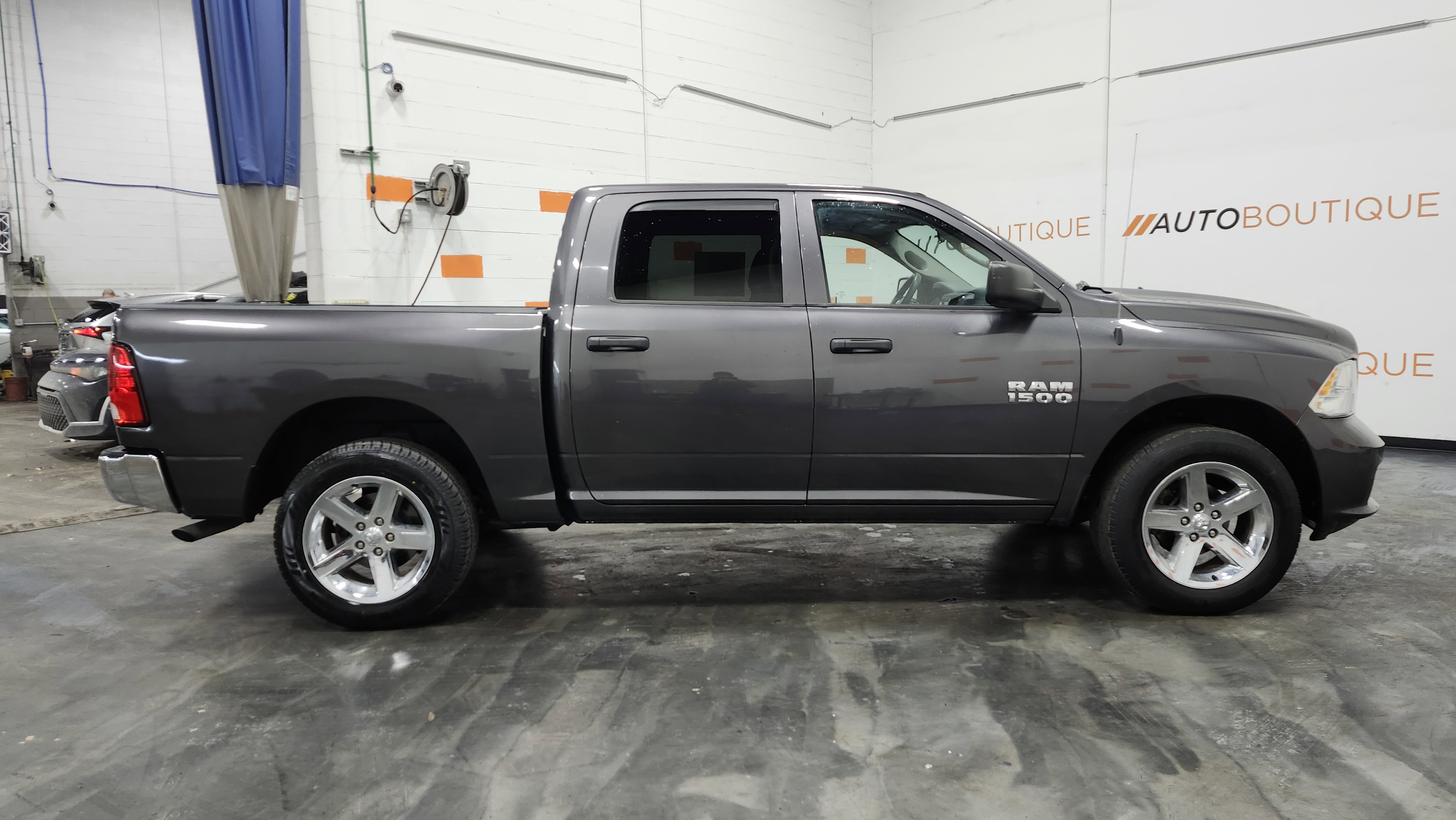 Used 2017 RAM 1500 Express w/ Express Value Package image 15