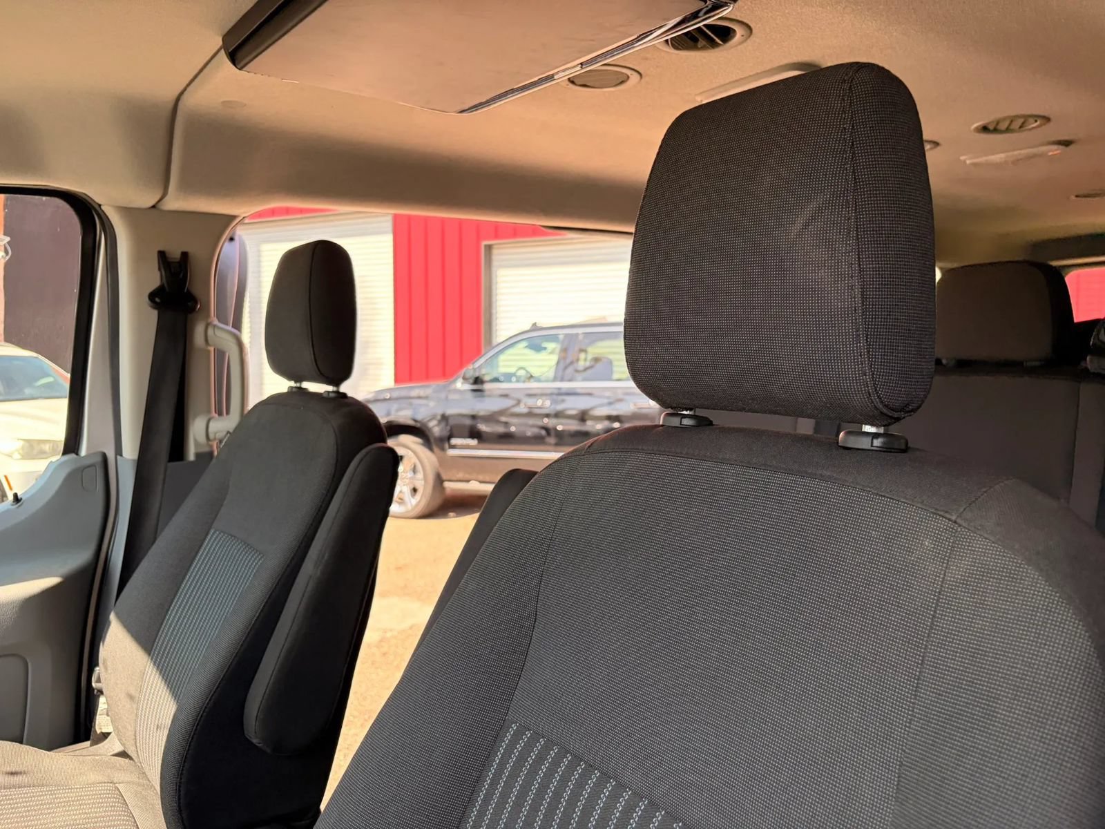 Used 2019 Ford Transit 150 XLT RWD image 23