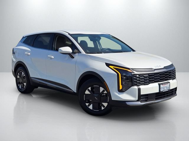 Used 2026 Kia Sportage LX FWD image 1