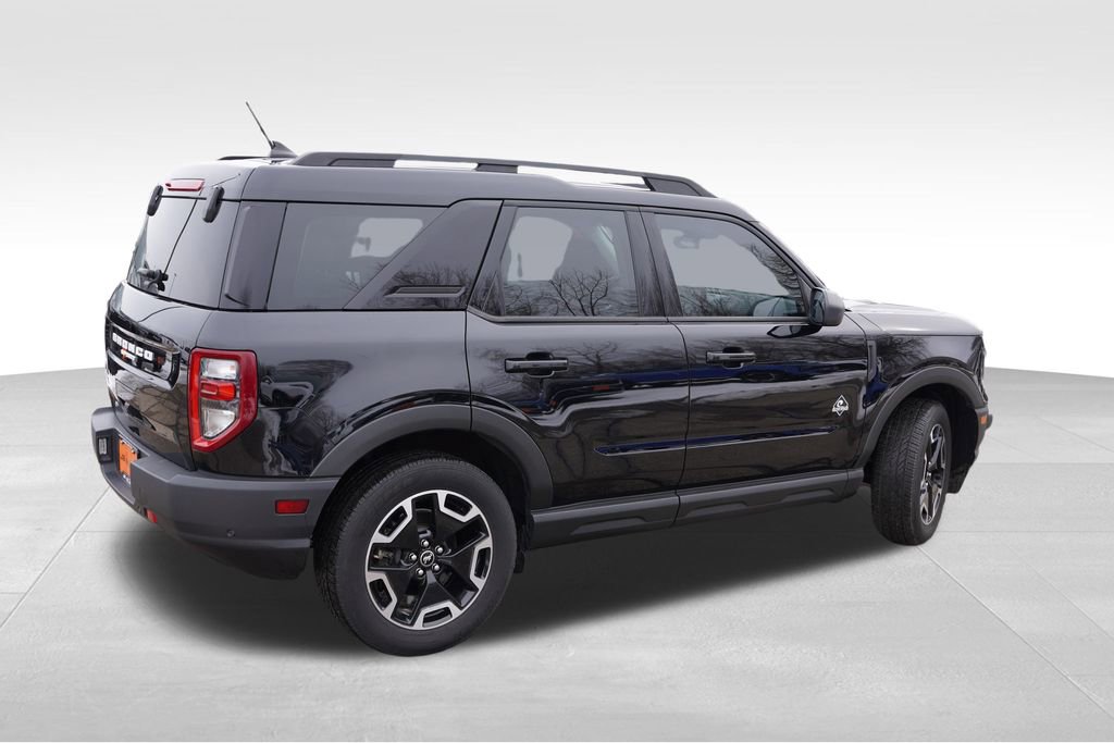 Used 2021 Ford Bronco Sport Outer Banks image 4