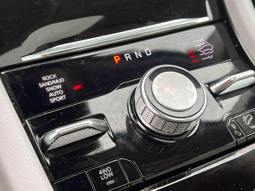 Certified 2022 Jeep Grand Cherokee L Overland AWD/4WD image 30