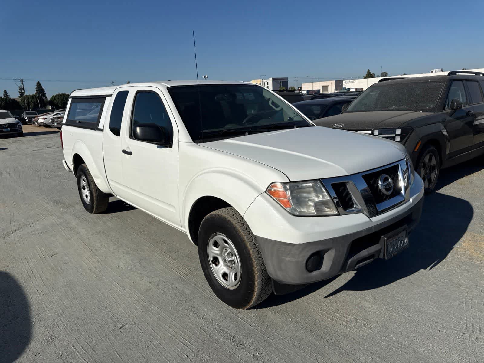 Used 2017 Nissan Frontier S RWD image 2
