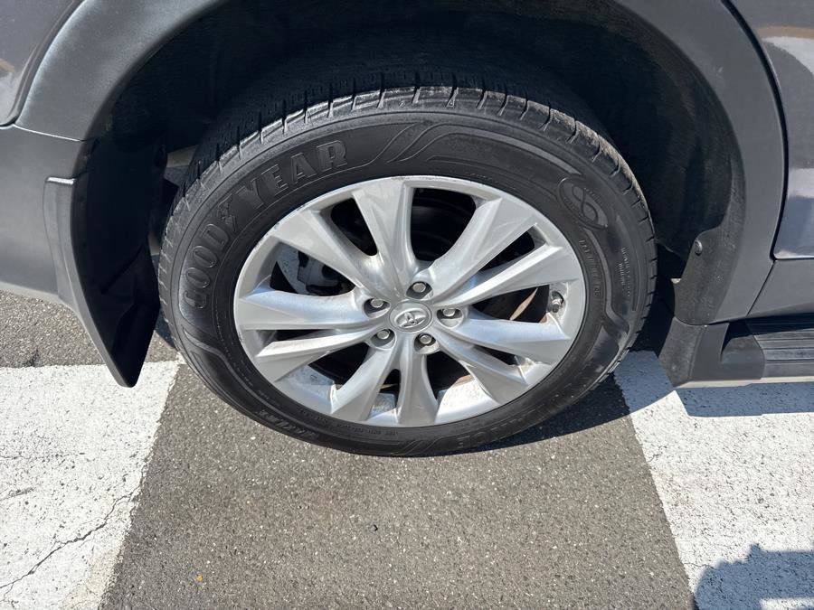 Used 2015 Toyota RAV4 Limited image 12