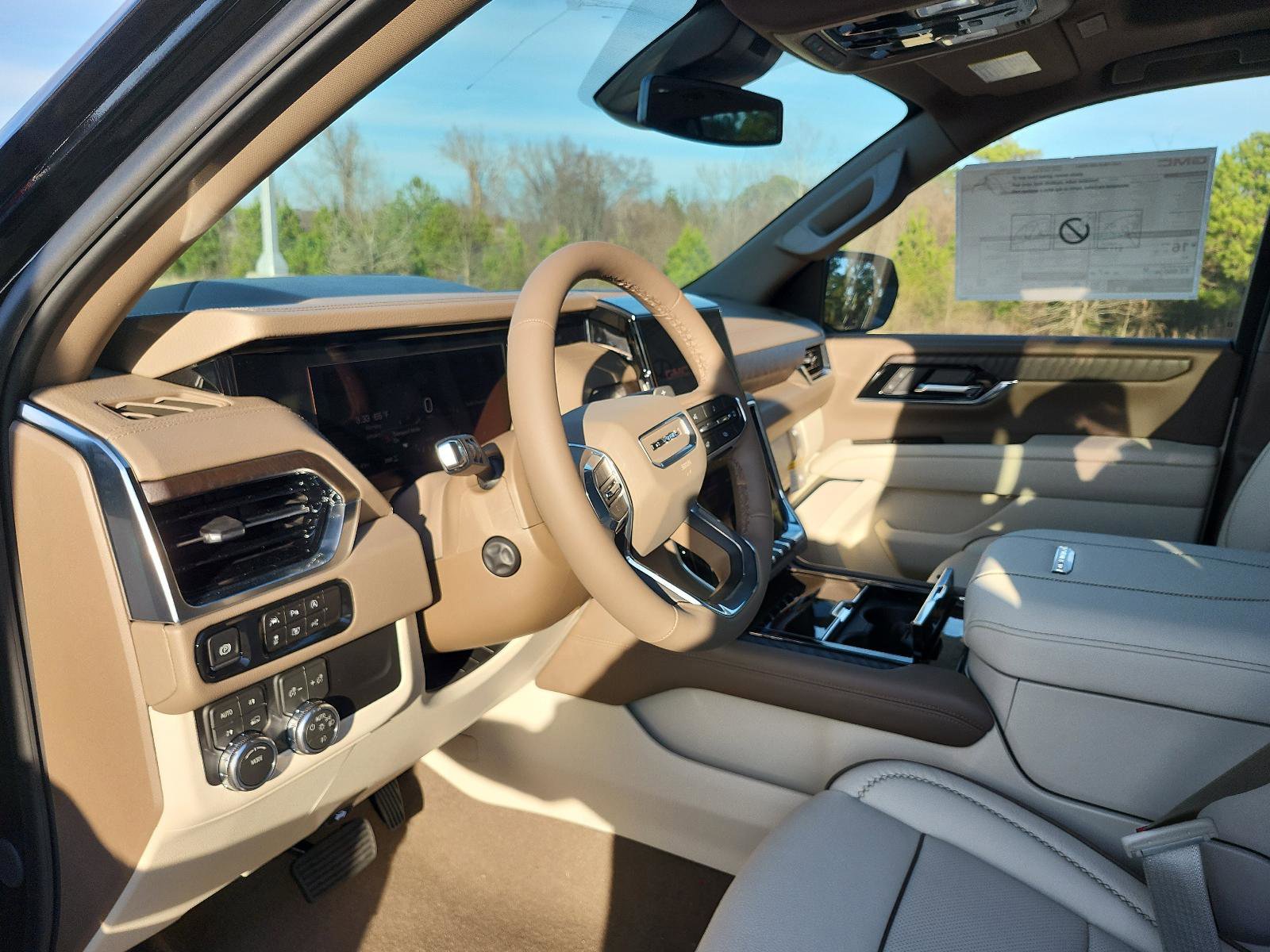 New 2026 GMC Yukon Denali w/ Sun & Power Step Package image 13