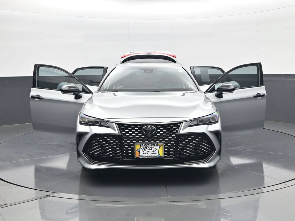 Used 2021 Toyota Avalon XSE FWD image 32
