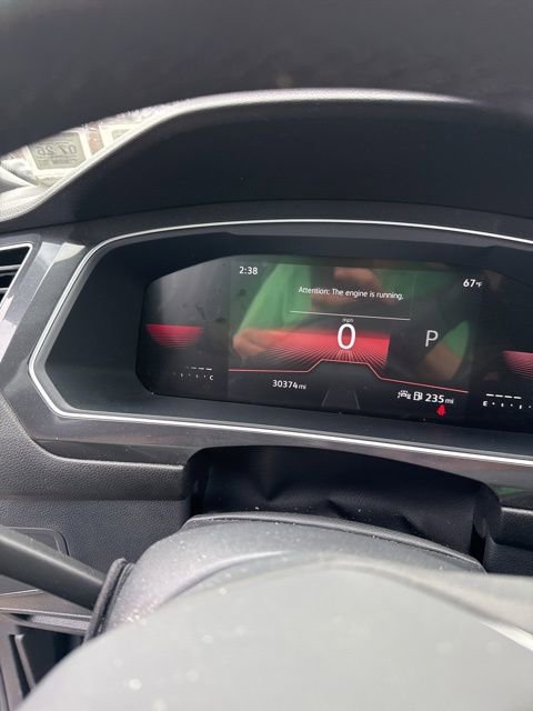 Certified 2023 Volkswagen Tiguan SE R-Line FWD image 9