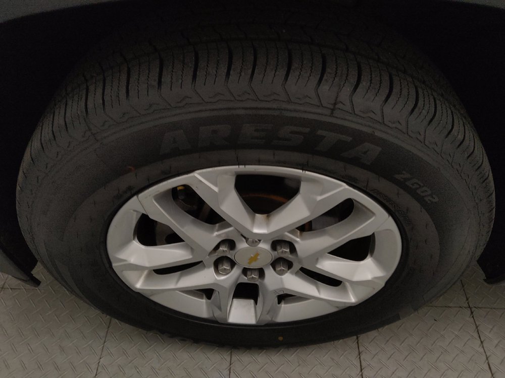 Used 2019 Chevrolet Traverse LS FWD image 31