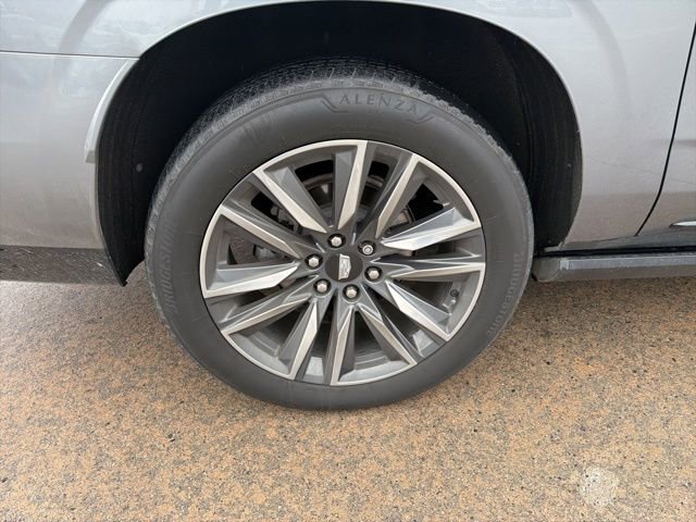 Used 2022 Cadillac Escalade ESV Sport w/ Touring Package image 10