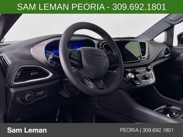 New 2027 Chrysler Pacifica Limited w/ S Appearance Package FWD image 9