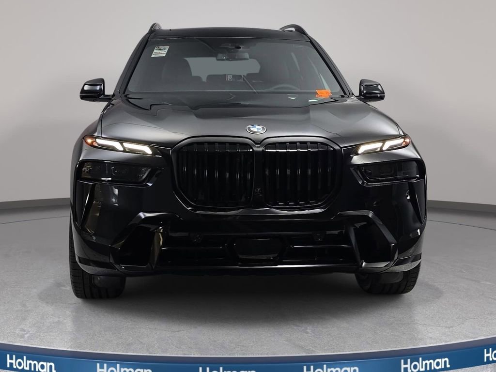 New 2026 BMW X7 xDrive40i w/ Executive Package image 2