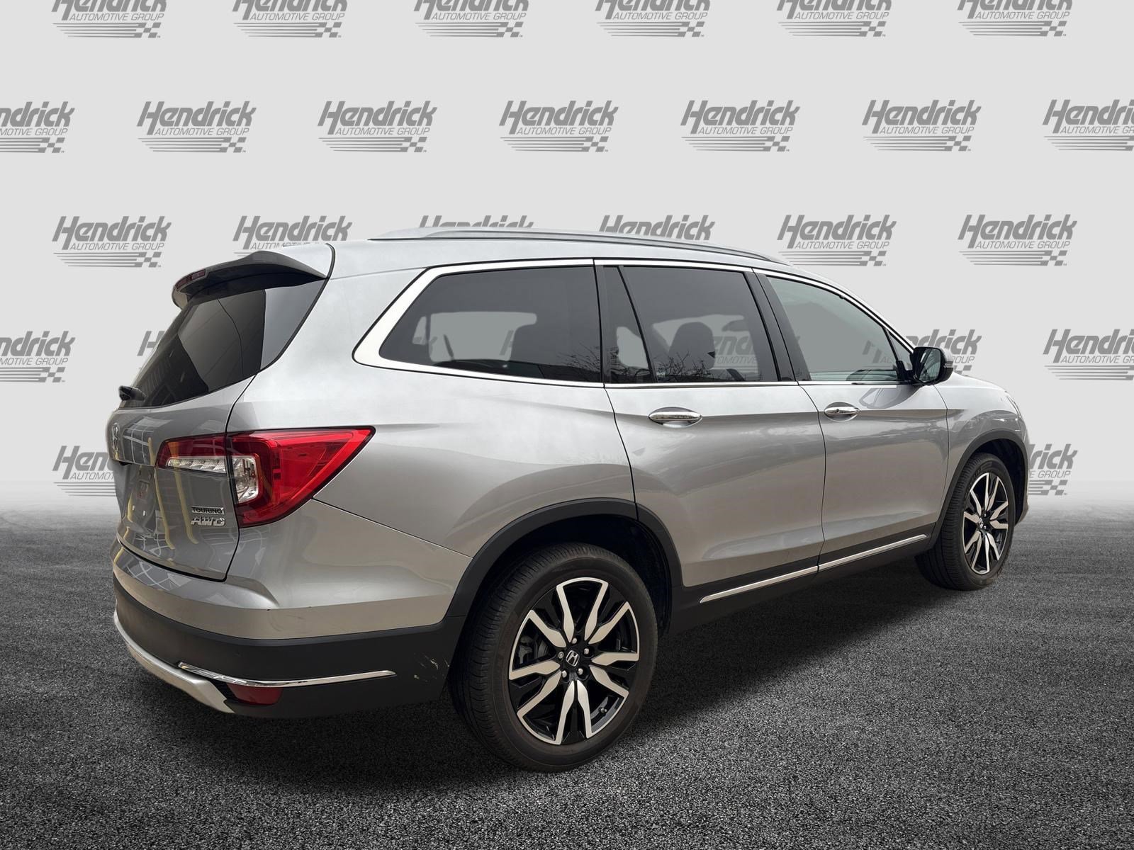 Used 2021 Honda Pilot Touring image 10