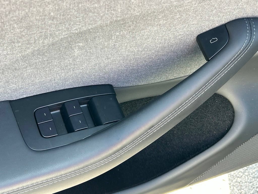 Used 2025 Tesla Model 3 RWD image 18