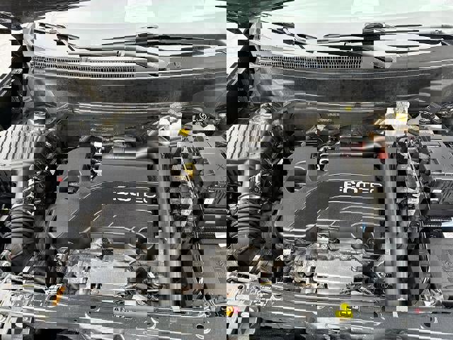 Certified 2020 Chevrolet Equinox LT w/ Driver Convenience Package image 28